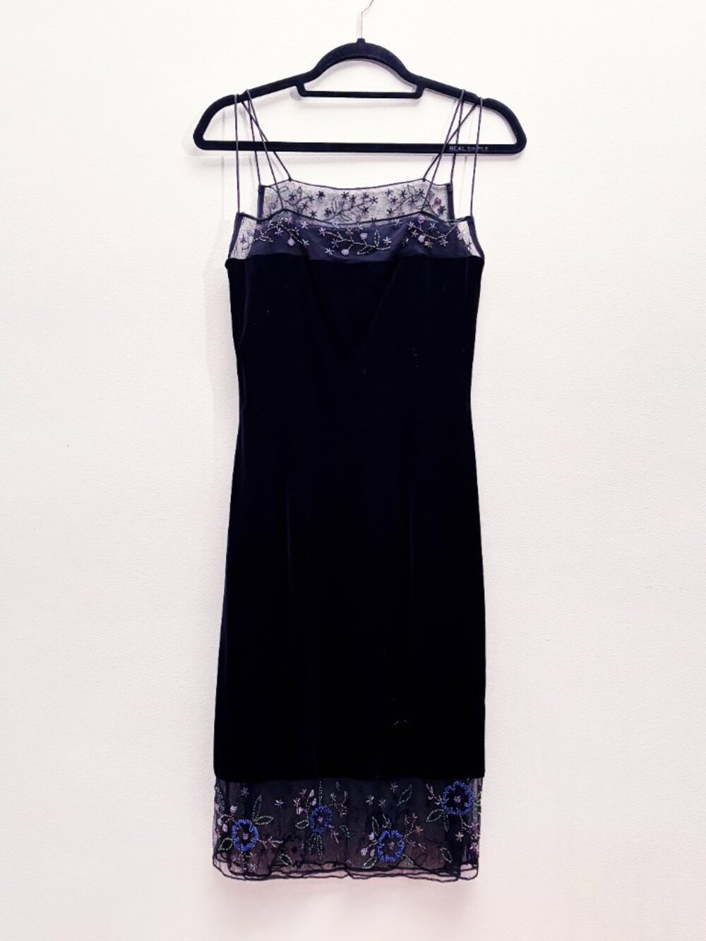 Rimini by Show Black Velvet Beaded Cocktail Dress Size 8 - Picture 2 of 8